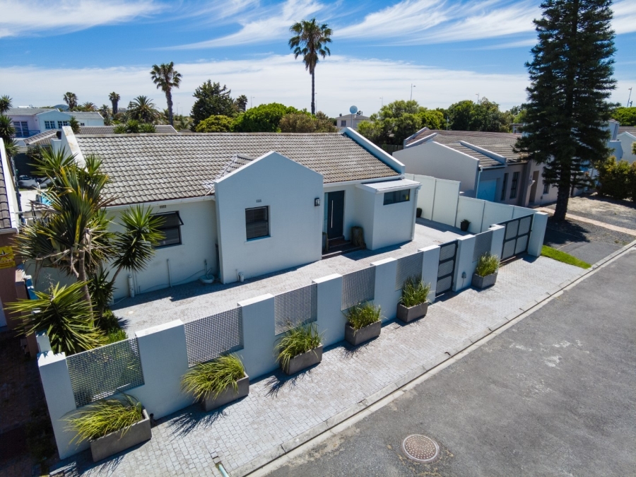 4 Bedroom Property for Sale in Blouberg Rise Western Cape